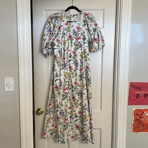 Floral Meadows puff sleeve maxi